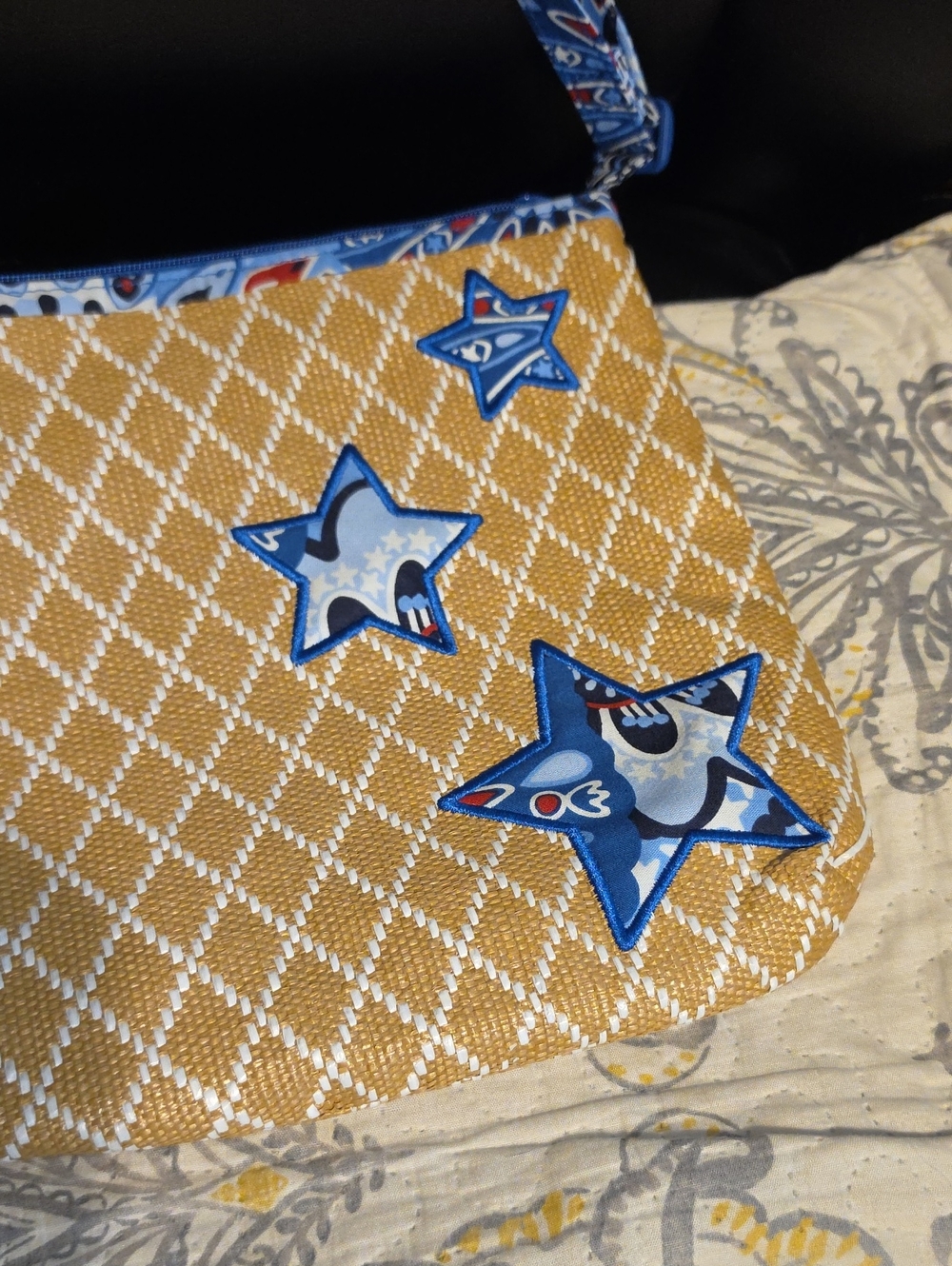 Vera Bradley Star Appliqué Purse - Picture 2 of 7